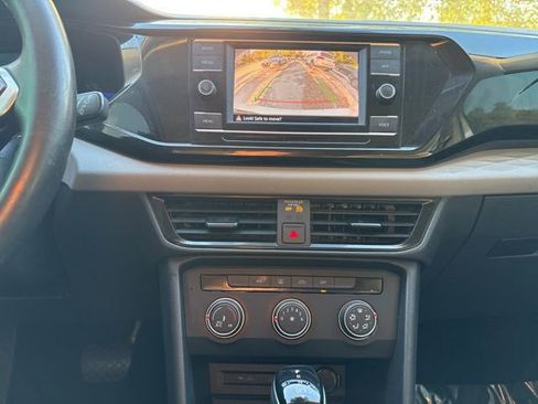 Used 2022 Volkswagen Taos S image 12