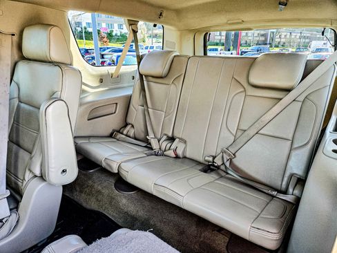 Used 2018 GMC Yukon XL Denali w/ Open Road Package image 13