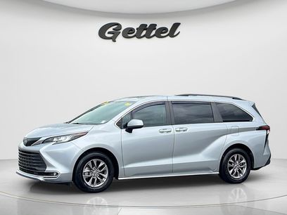 Used 2023 Toyota Sienna XLE