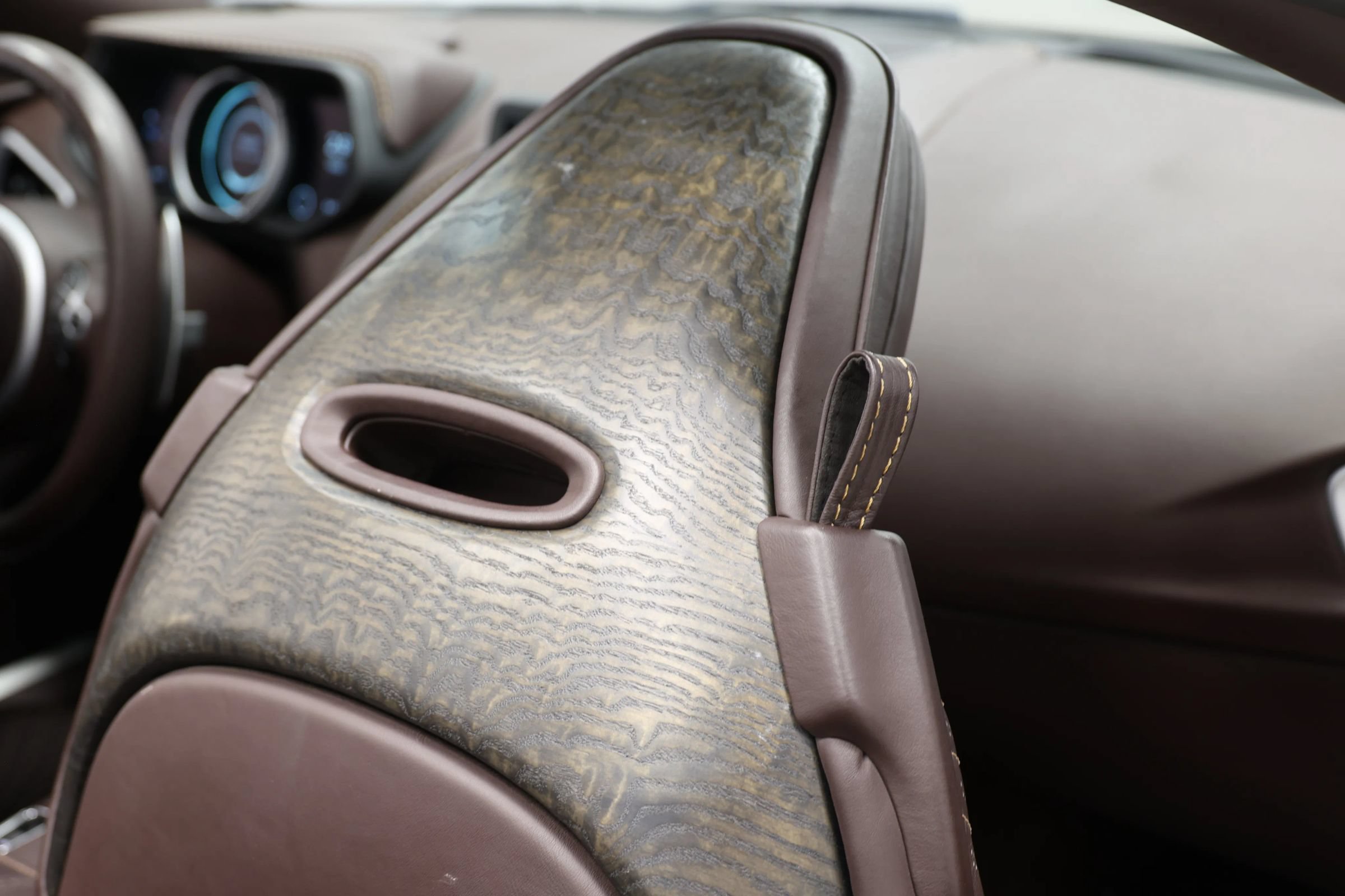 Used 2019 Aston Martin DB11 Volante RWD image 84