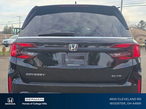 Certified 2025 Honda Odyssey Elite image 15