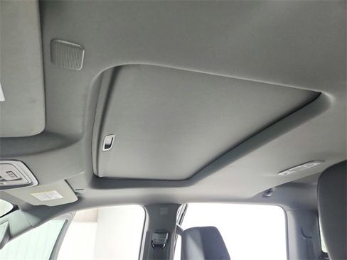 New 2026 GMC Sierra 1500 SLT w/ SLT Premium Plus Package image 22