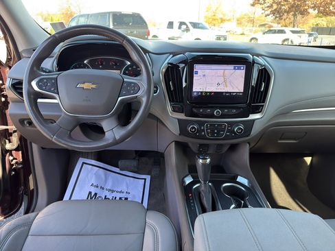 Used 2020 Chevrolet Traverse LT w/ LT Premium Package image 29