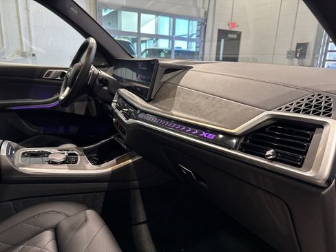 Used 2024 BMW X5 xDrive40i image 38