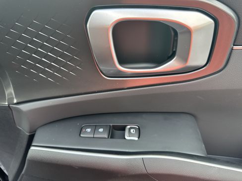 New 2026 Kia Sorento LX FWD image 19