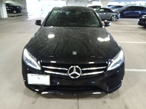 Used 2018 Mercedes-Benz C 300 4MATIC Sedan image 2