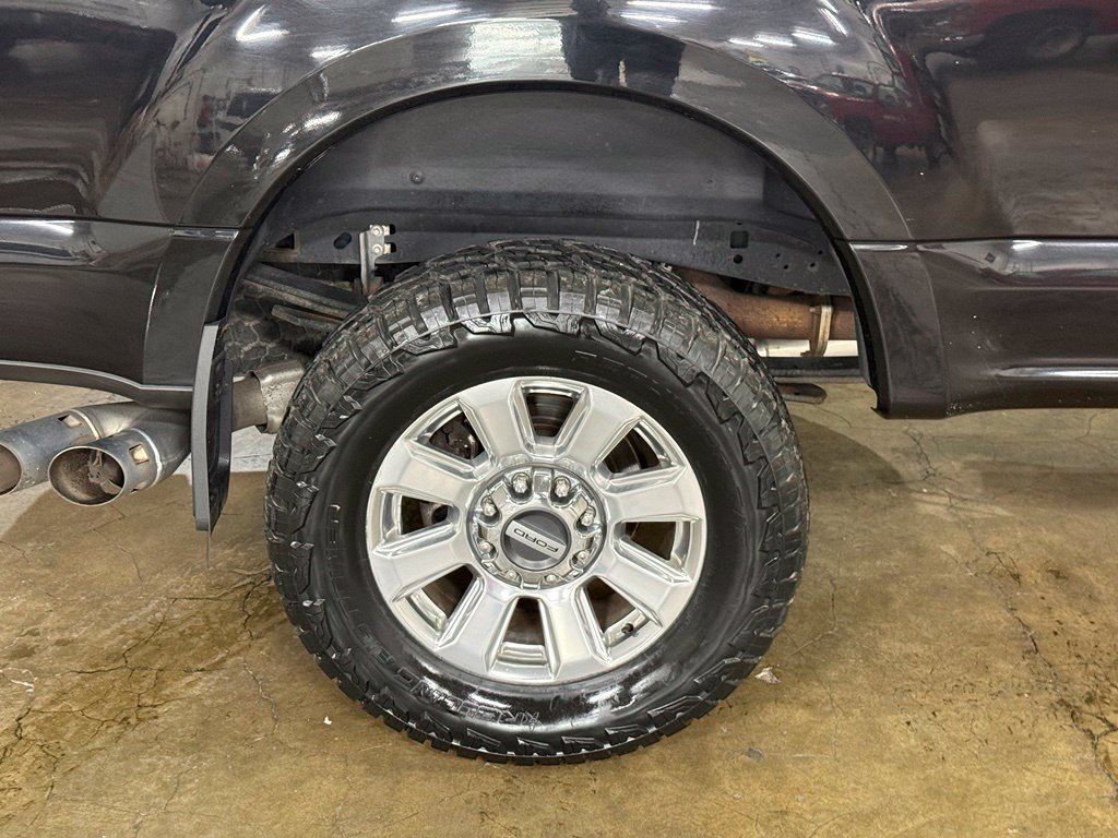 Used 2019 Ford F250 Platinum w/ Platinum Ultimate Package AWD/4WD image 6