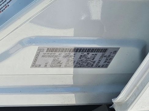 Used 2024 Nissan Rogue SV FWD image 24