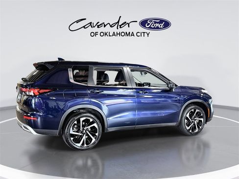 Used 2024 Mitsubishi Outlander SE image 8