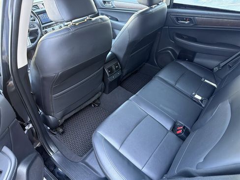 Used 2017 Subaru Outback 2.5i Limited AWD/4WD image 25