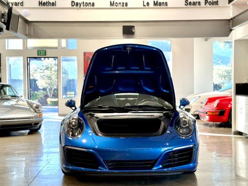 Used 2017 Porsche 911 Targa 4S image 57