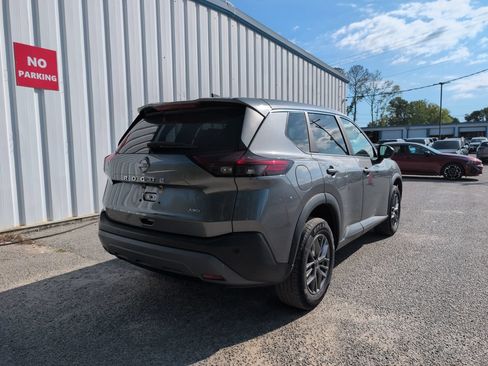 Used 2023 Nissan Rogue S AWD/4WD image 8