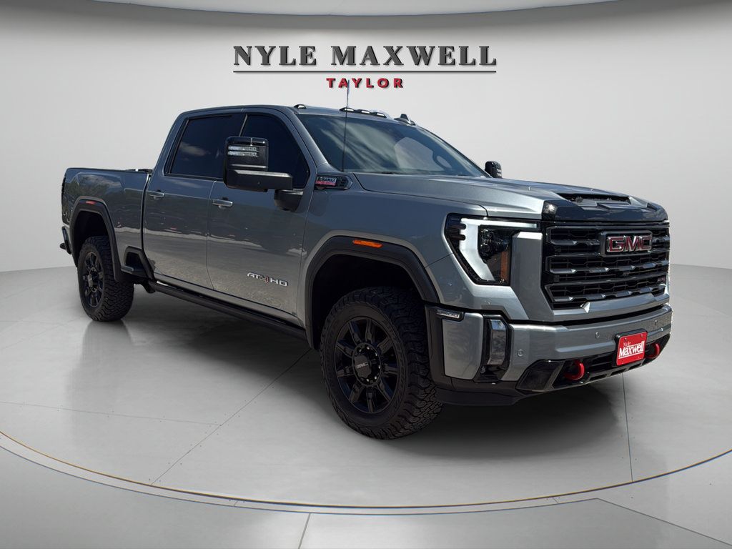 Used 2024 GMC Sierra 2500 AT4 w/ AT4 Premium Plus Package AWD/4WD image 14