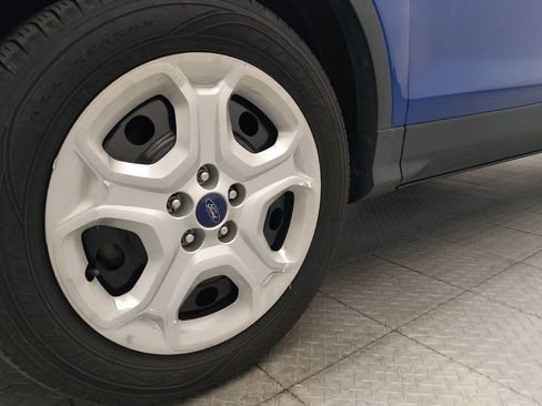 Used 2017 Ford Escape S FWD image 31