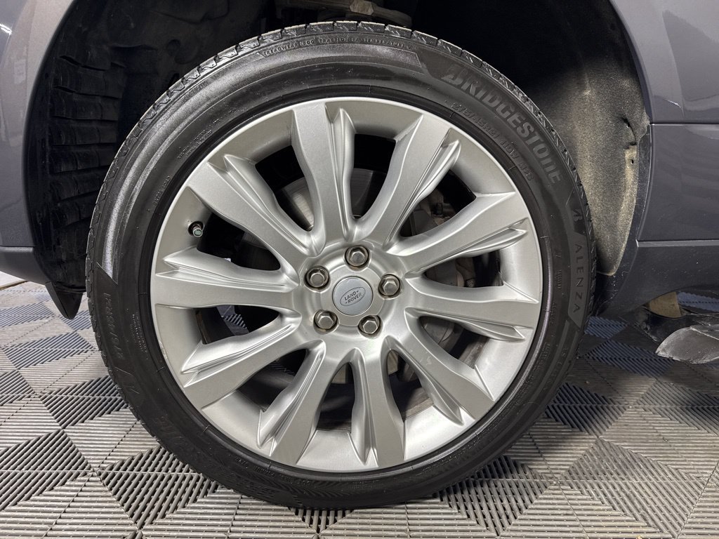 Used 2017 Land Rover Range Rover Supercharged AWD/4WD image 13