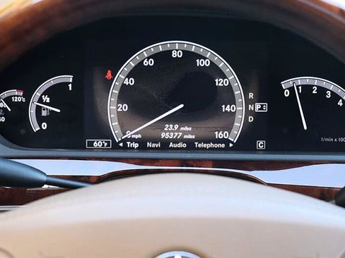 Used 2010 Mercedes-Benz S 550 image 34