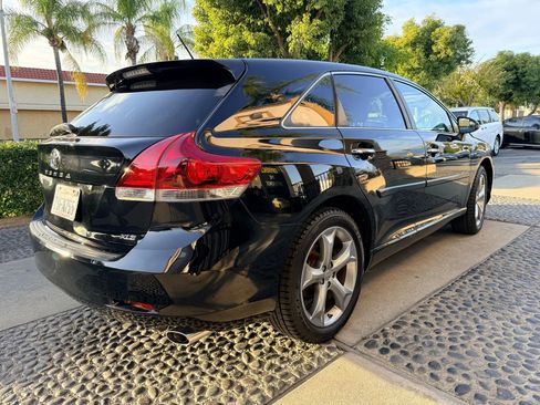 Used 2014 Toyota Venza XLE w/ XLE Premium Package image 5