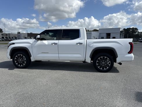 Used 2024 Toyota Tundra Limited image 12