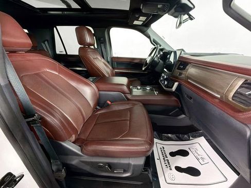 Used 2023 Ford Expedition Max Limited image 34