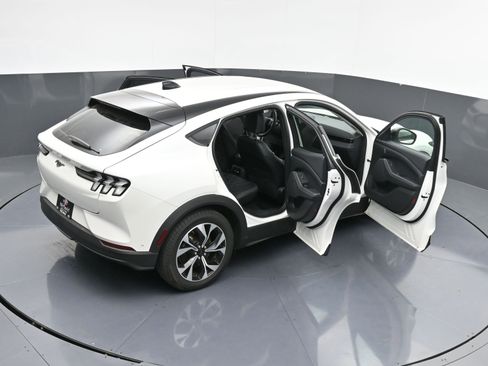 Used 2024 Ford Mustang Mach-E Select w/ Comfort Package Lite image 41