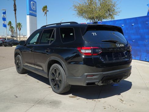New 2026 Honda Pilot Black Edition image 9