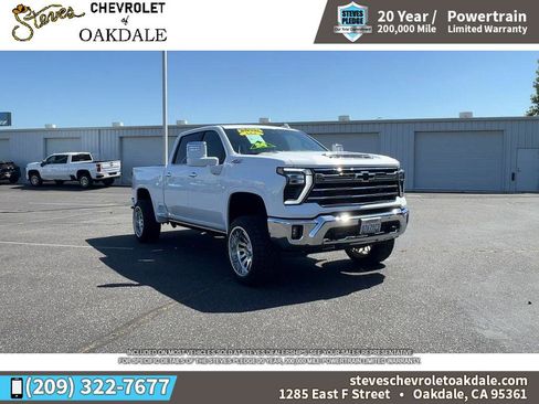 Used 2024 Chevrolet Silverado 2500 LTZ w/ LTZ Premium Package AWD/4WD image 3