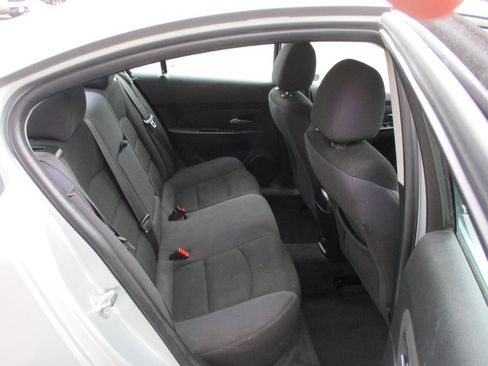Used 2014 Chevrolet Cruze LT FWD image 21