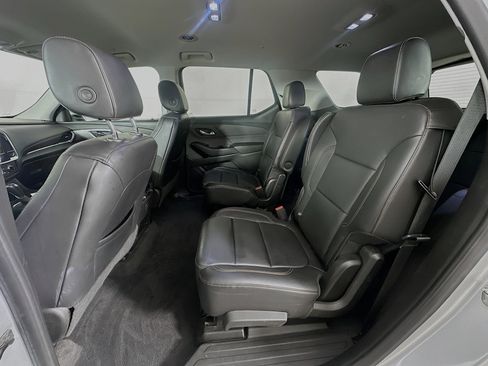 Used 2019 Chevrolet Traverse LT image 27