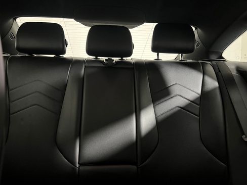 Used 2025 BMW M235i xDrive w/ Premium Package image 32