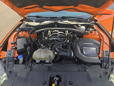 Used 2021 Ford Mustang GT w/ GT Performance Package RWD image 31