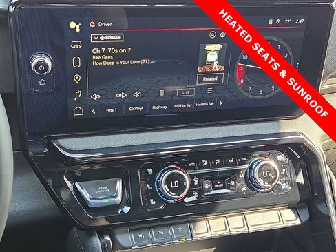 Used 2024 GMC Sierra 1500 AT4 w/ AT4 Preferred Package image 16