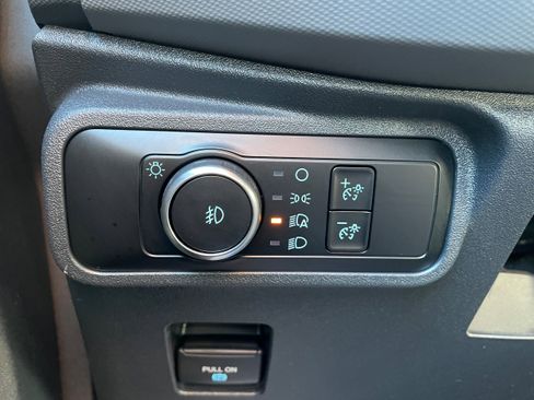 Used 2024 Ford Bronco Black Diamond image 15