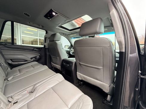 Used 2017 Chevrolet Tahoe LT w/ LT Signature Package image 39