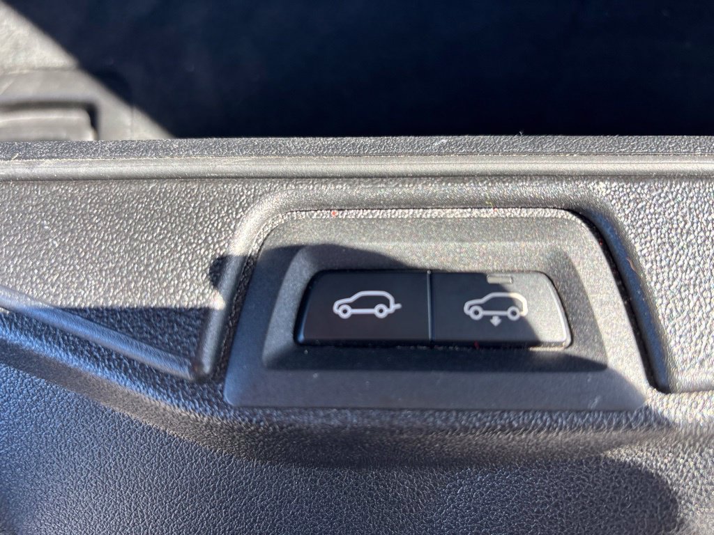 Used 2021 BMW X7 M50i w/ Cold Weather Package AWD/4WD image 35