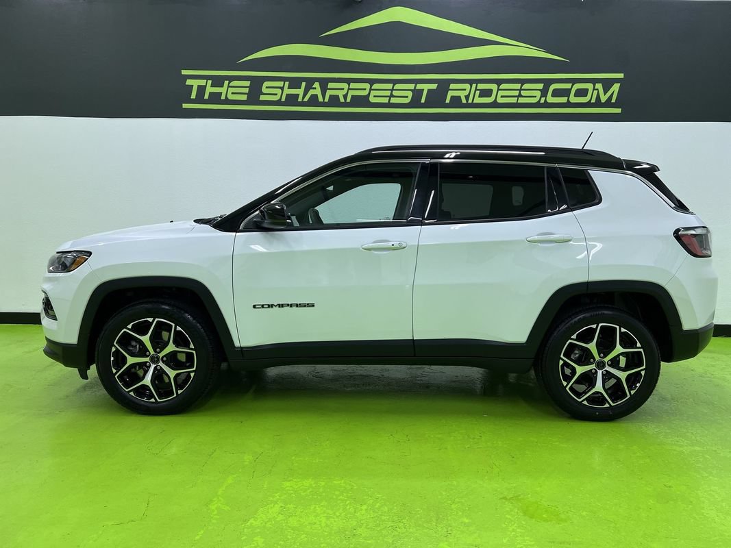 Used 2025 Jeep Compass Limited AWD/4WD image 6