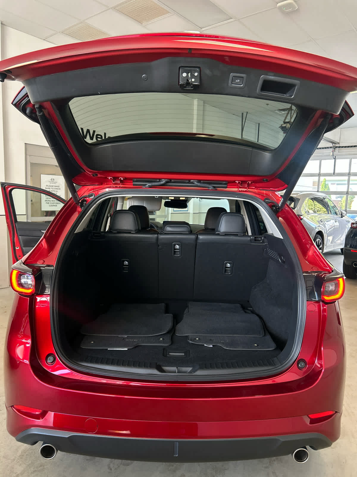Certified 2024 MAZDA CX-5 AWD 2.5 S w/ Preferred Package image 21