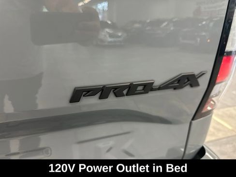 Used 2024 Nissan Frontier PRO-4X w/ Pro Convenience Package AWD/4WD image 11