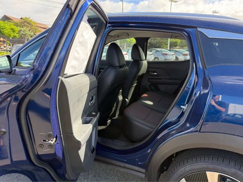 New 2026 Nissan Kicks SR FWD image 9