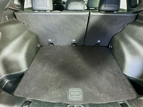 Certified 2024 Jeep Compass Latitude image 35