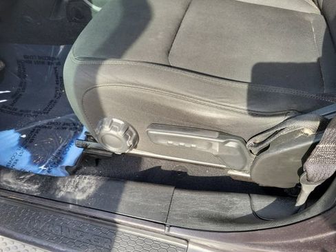 Used 2018 Jeep Wrangler Unlimited Sahara image 11