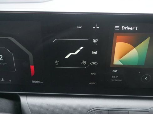 Used 2025 Kia K4 EX image 42