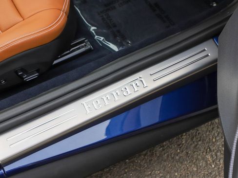 Certified 2023 Ferrari Portofino M image 37