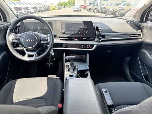 Used 2023 Kia Sportage LX AWD/4WD image 10