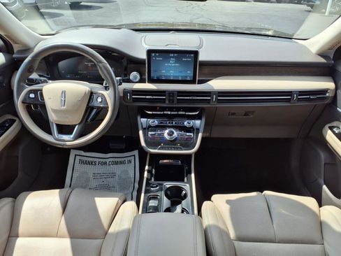 Used 2022 Lincoln Corsair Reserve w/ Equipment Group 201A image 9