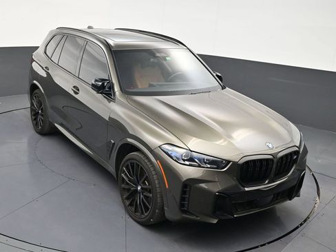 Used 2025 BMW X5 M60i AWD/4WD image 18