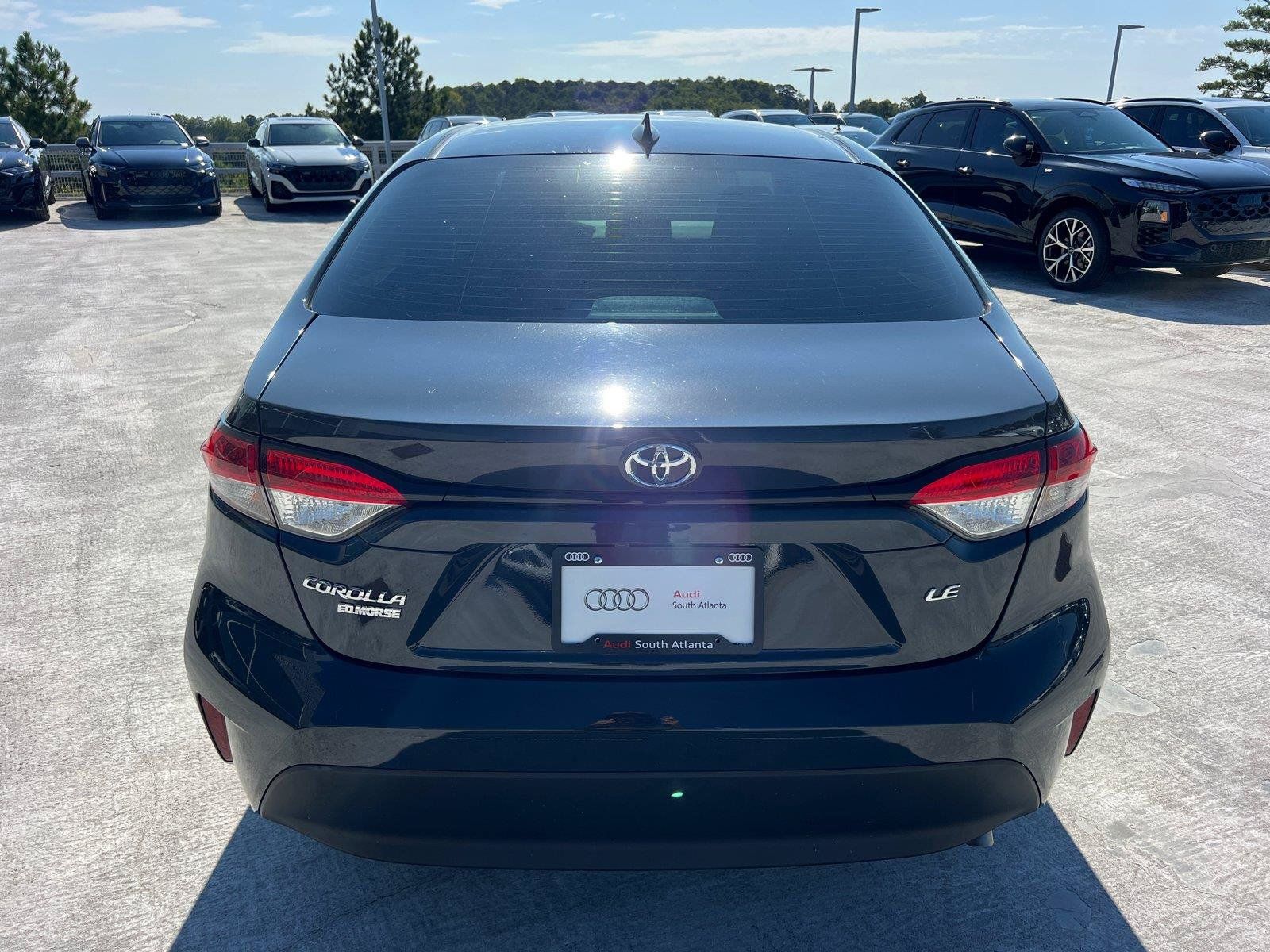 Used 2025 Toyota Corolla LE FWD image 6