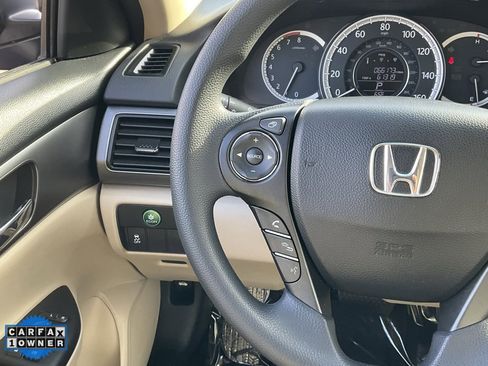 Used 2013 Honda Accord LX image 38