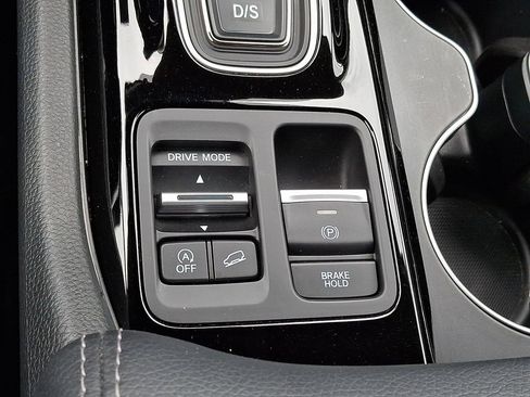 Used 2023 Honda Pilot Elite image 29