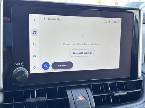 Used 2024 Toyota RAV4 XLE image 25