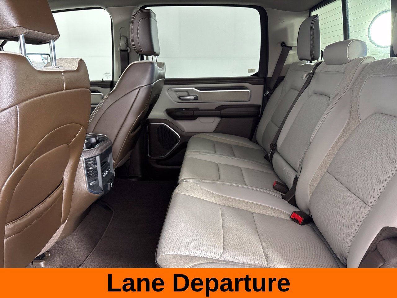 Used 2026 RAM 1500 Laramie AWD/4WD image 25